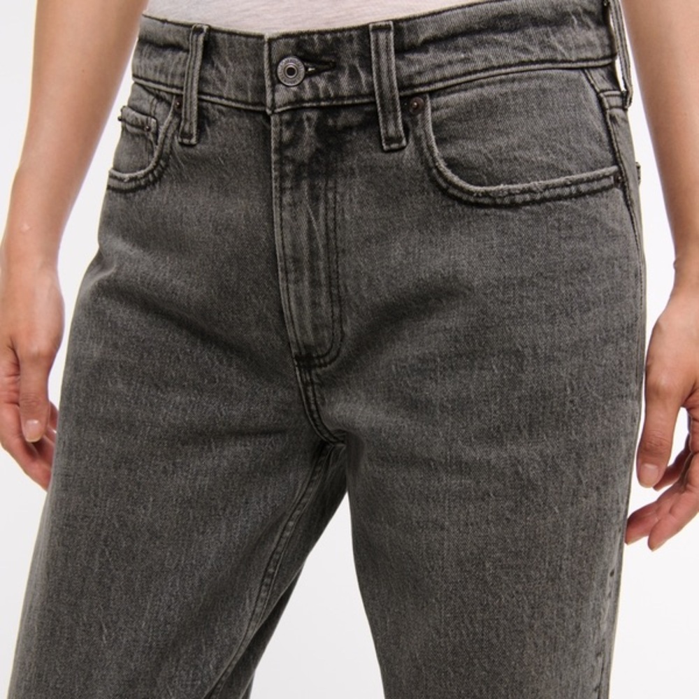 BRAND NEW WITH TAGS Abercrombie & Fitch Women's Gray Low Rise Baggy Jeans 24/00s - Picture 4 of 7